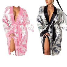 2021 Summer Designer Bulk Sexy Femmes Robe Sleepwear Lingerie Luxury Longue Bath Women Money Robe Silk Satin Robe